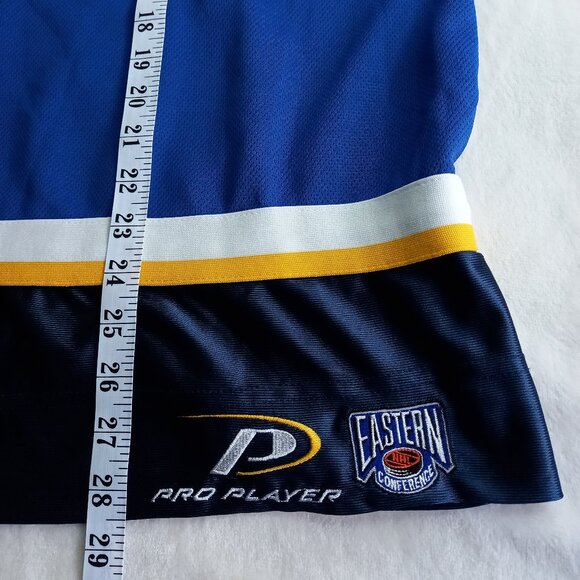 Vintage 90s Pro Player NHL Hockey St Louis Blues Jersey (M) - Picture 9 of 9